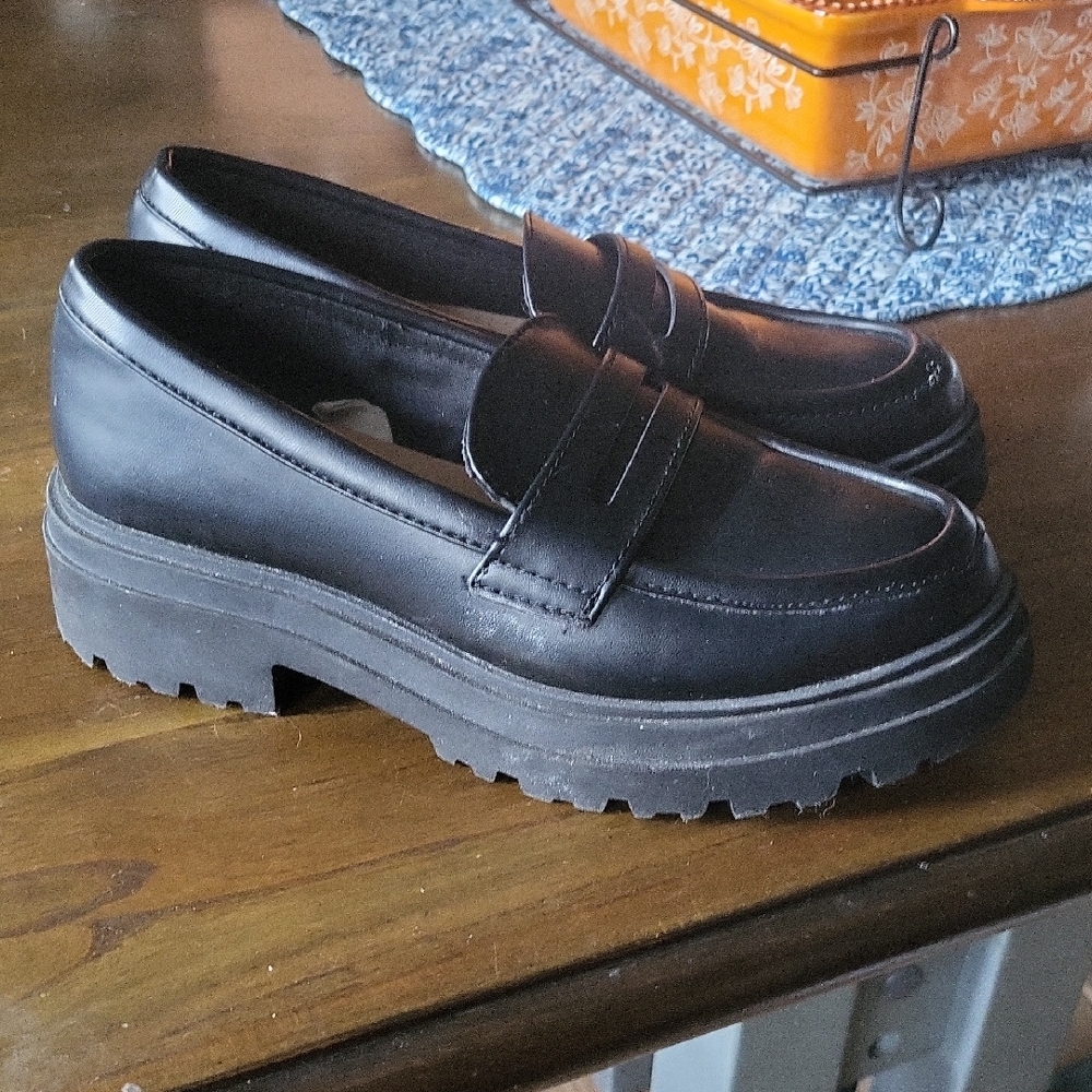 a new day Black Chunky Sole Loafers